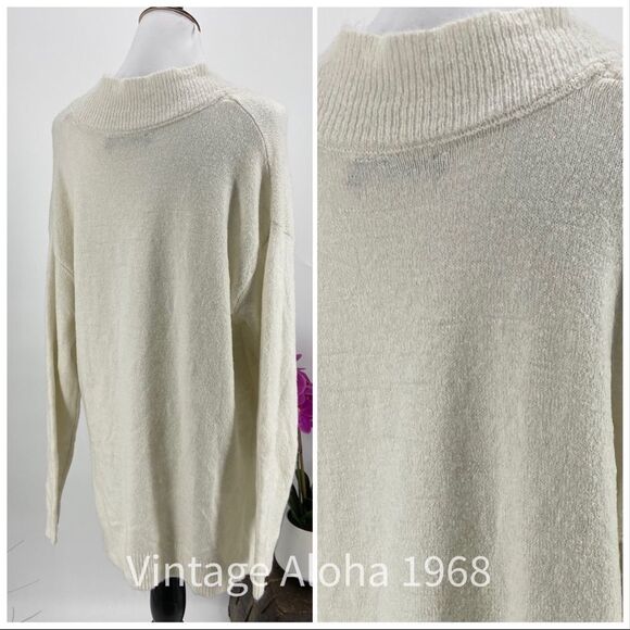 $89 RDI Medium Cream Color Oversize V Neck Sweater - Picture 3 of 5